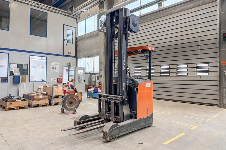 Elektro Schubmaststapler BT BRE200E